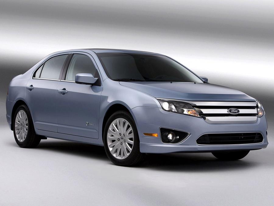  Ford Fusion Hybrid 2010 года  (US) (фото 15 из 111)